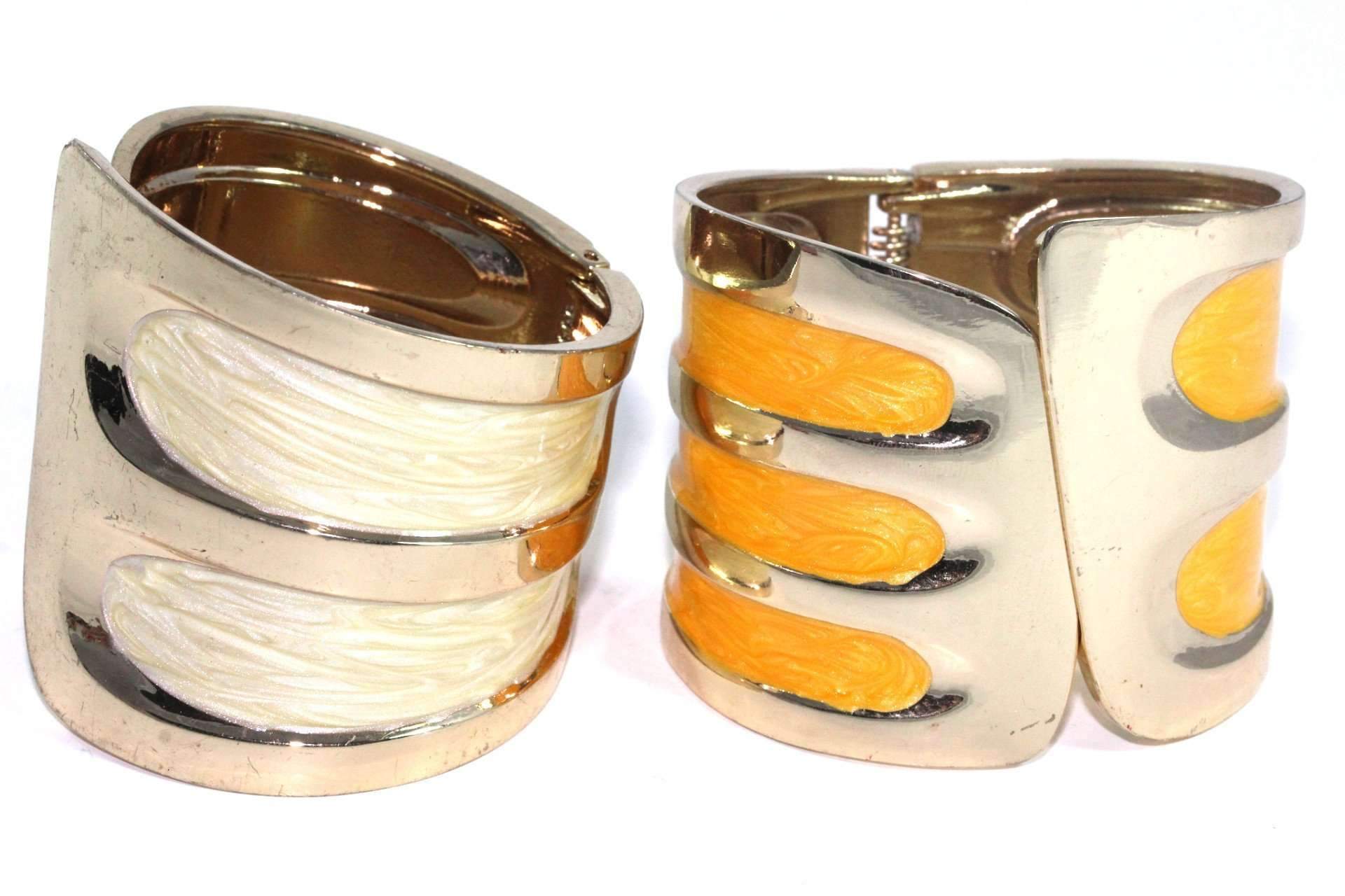Twinkling Enamel Hinged Bangle
