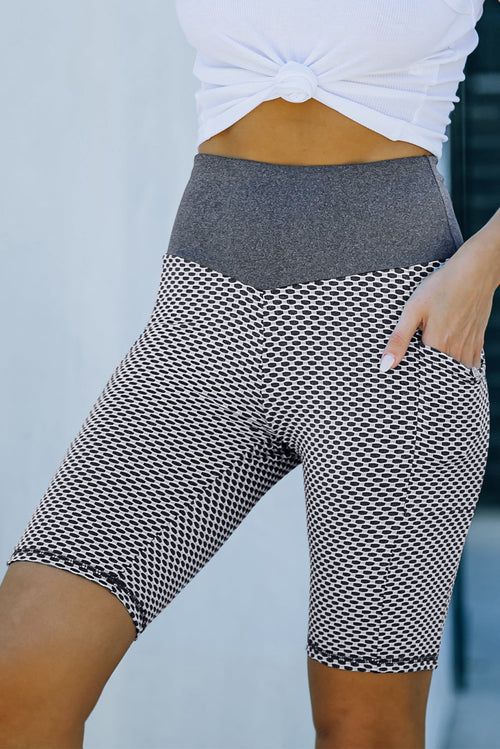 Black Side Pockets Ruched Butt Lifting Yoga Shorts