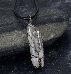 Amorphous Accessory Crystal Pendant Size Random